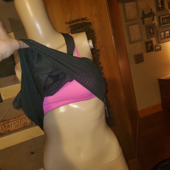 SIZE SMALL NIKE SWIM - Picture 6 of 10